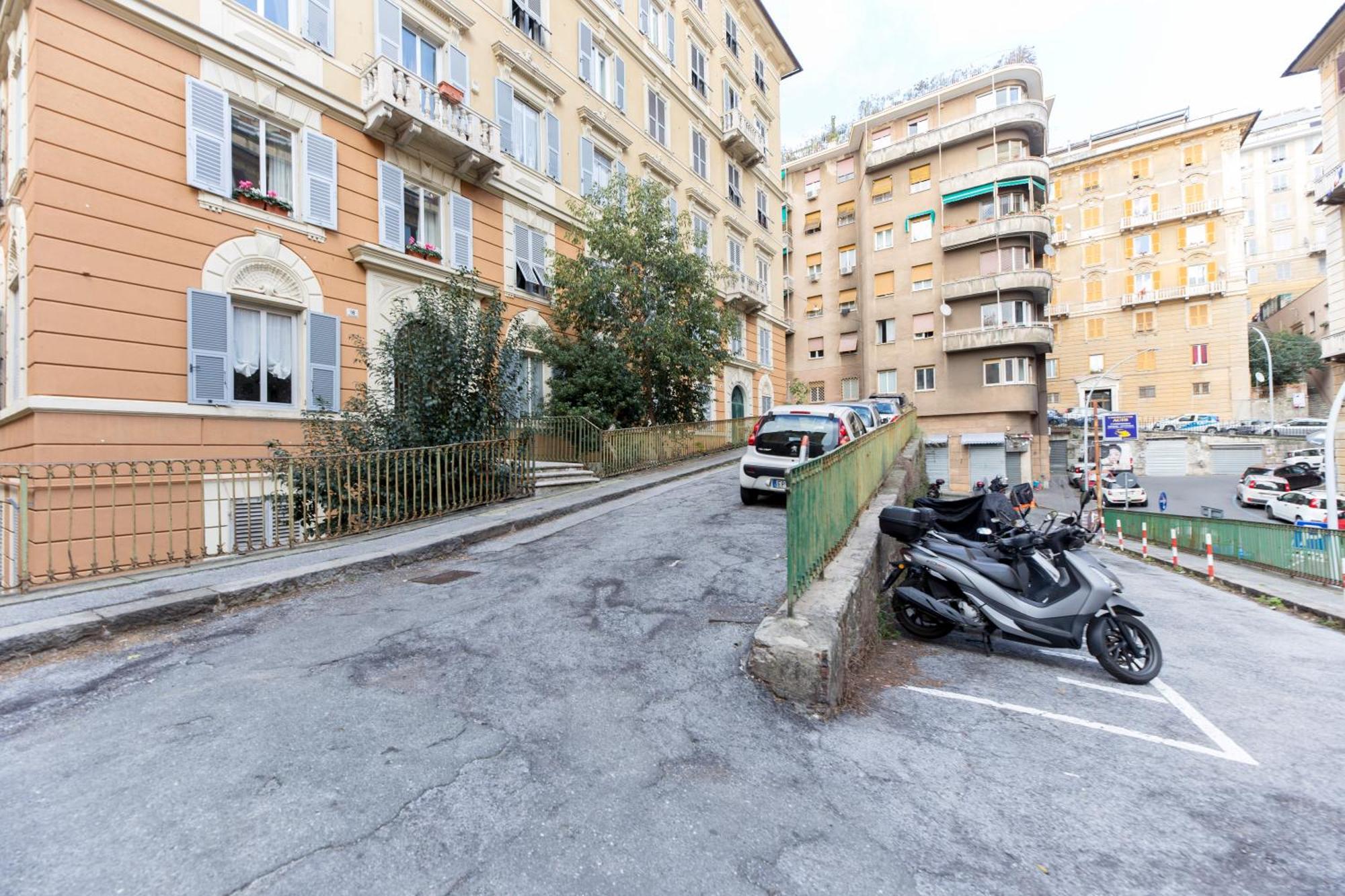 Casaviva-modern Elegant Trilo In Castelletto *